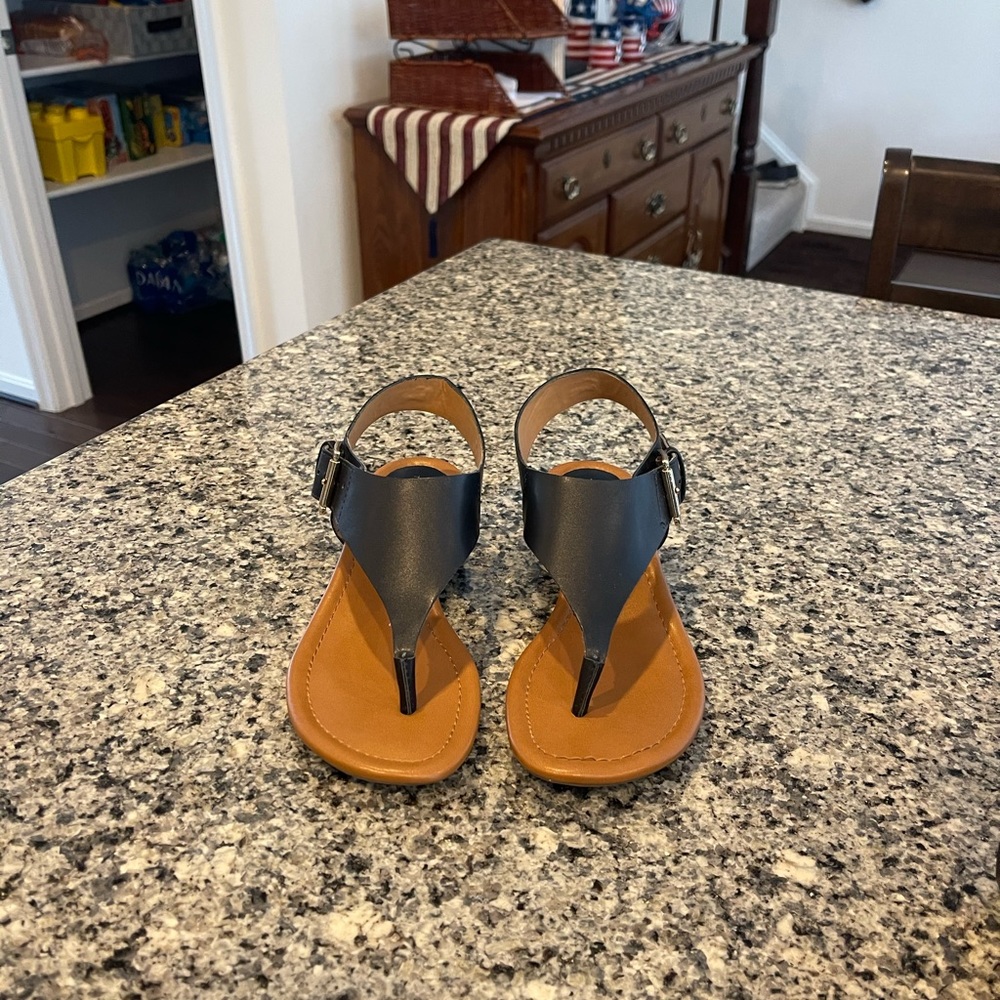 Tommy Hilfiger womens sandals. Size 6.5 never worn in box